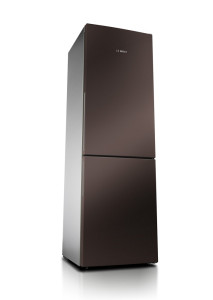 Modernes Kühlgerät in Braun